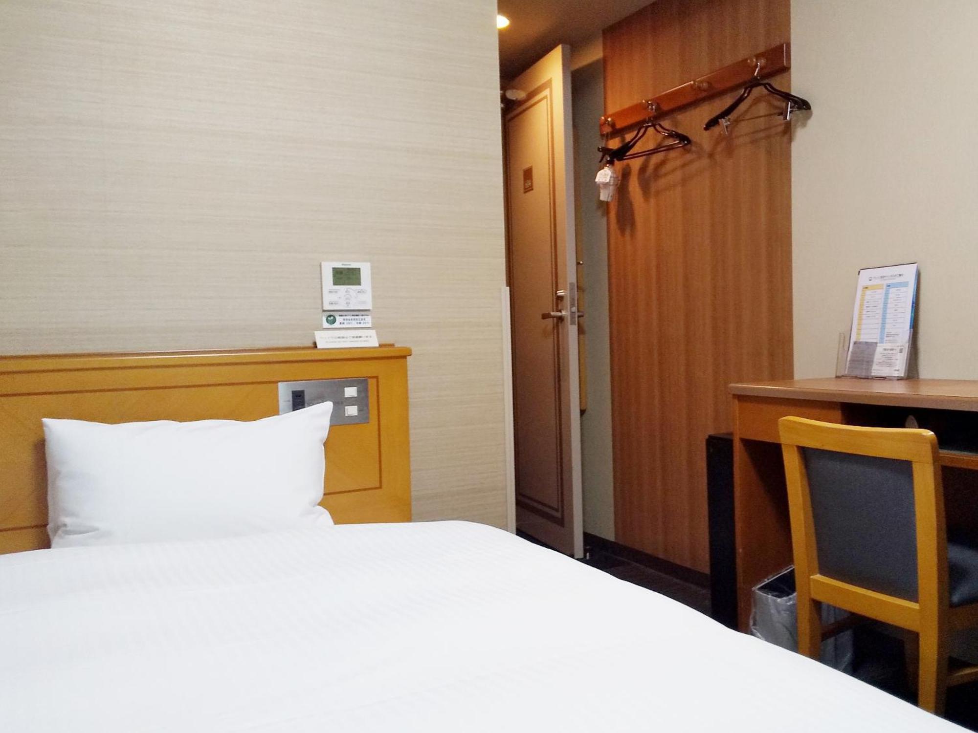 Hotel Route-Inn Hamamatsu Eki Higashi Экстерьер фото